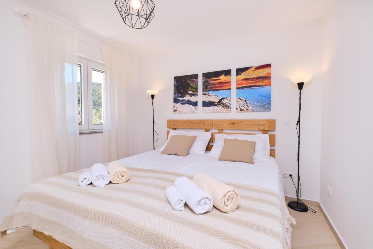 Meacres Sun Villa Miholascica Dış mekan fotoğraf