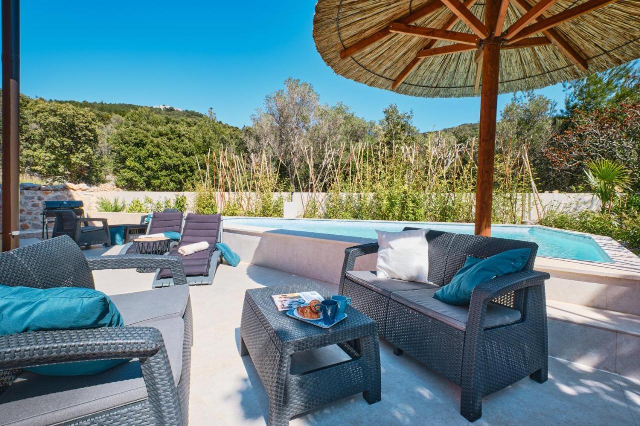Meacres Sun Villa Miholascica Dış mekan fotoğraf